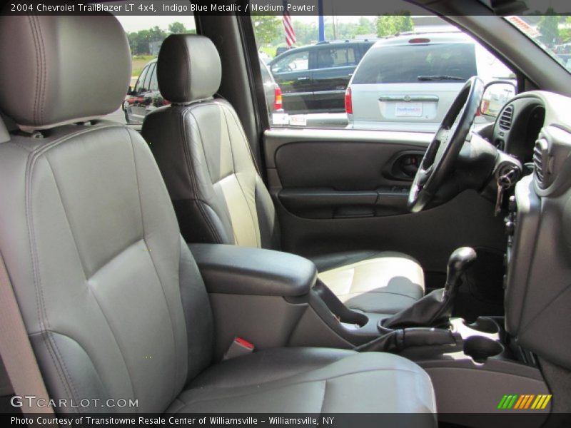 Indigo Blue Metallic / Medium Pewter 2004 Chevrolet TrailBlazer LT 4x4