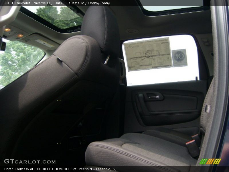 Dark Blue Metallic / Ebony/Ebony 2011 Chevrolet Traverse LT
