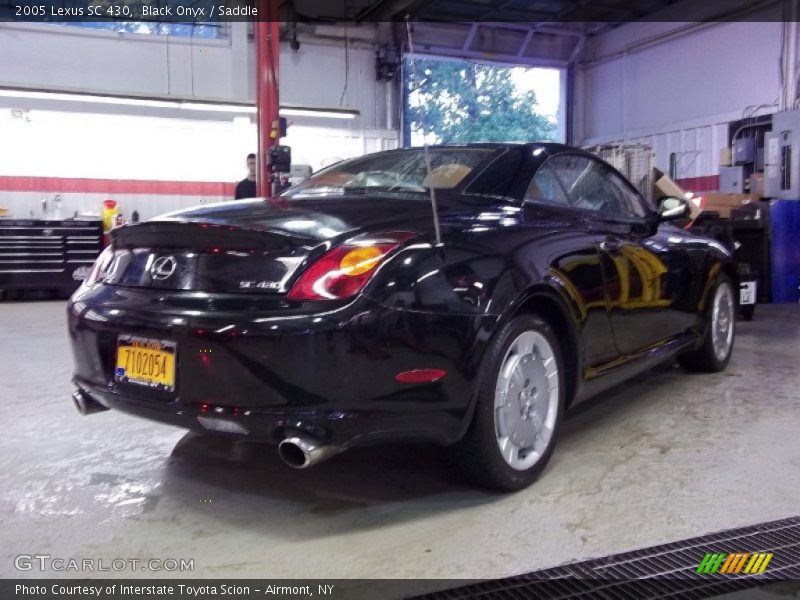 Black Onyx / Saddle 2005 Lexus SC 430