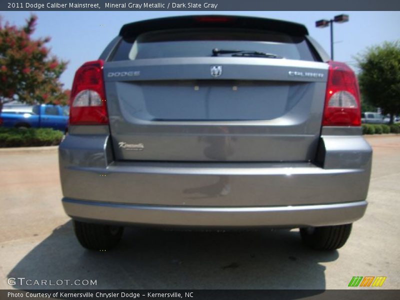 Mineral Gray Metallic / Dark Slate Gray 2011 Dodge Caliber Mainstreet