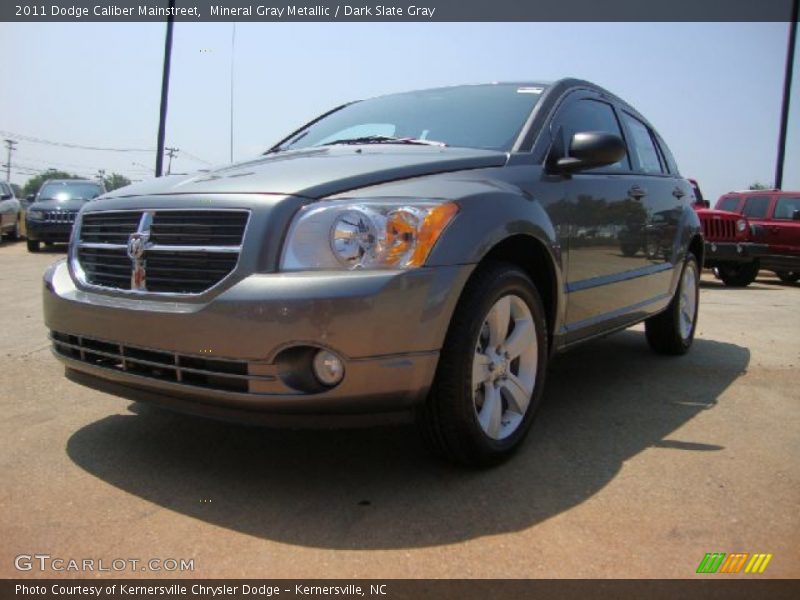Mineral Gray Metallic / Dark Slate Gray 2011 Dodge Caliber Mainstreet