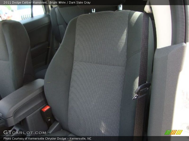 Bright White / Dark Slate Gray 2011 Dodge Caliber Mainstreet