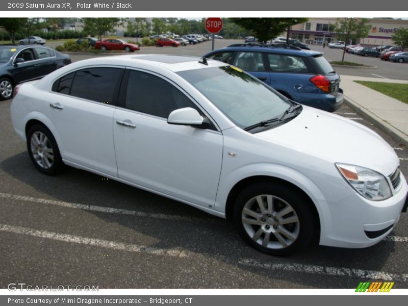 Polar White / Black 2009 Saturn Aura XR