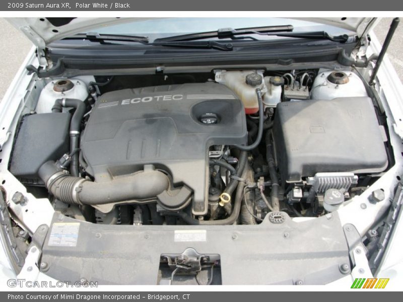 Polar White / Black 2009 Saturn Aura XR