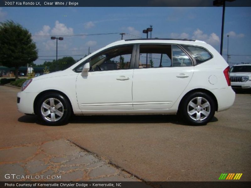 Clear White / Beige 2007 Kia Rondo LX