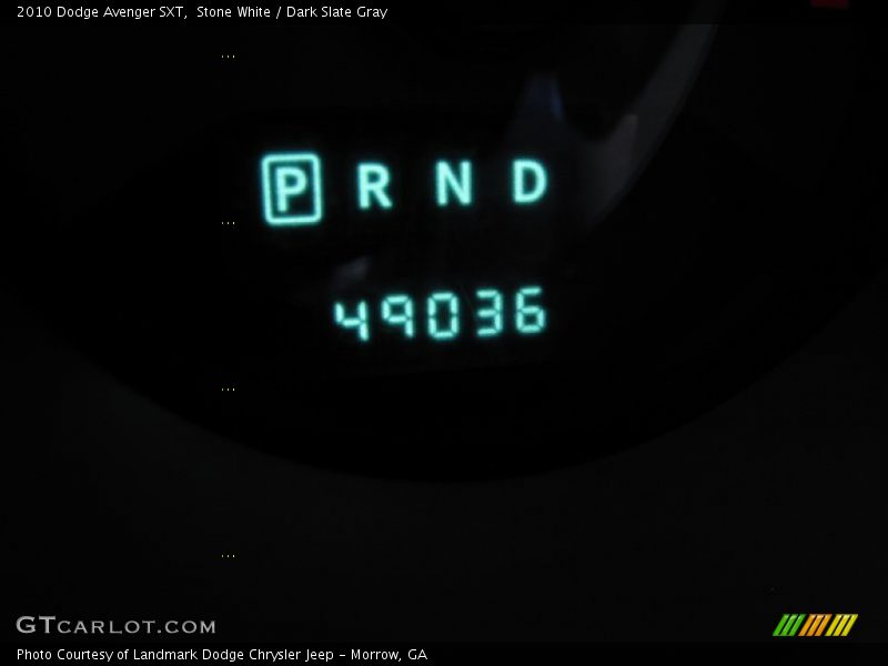 Stone White / Dark Slate Gray 2010 Dodge Avenger SXT