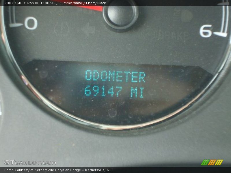 Summit White / Ebony Black 2007 GMC Yukon XL 1500 SLT