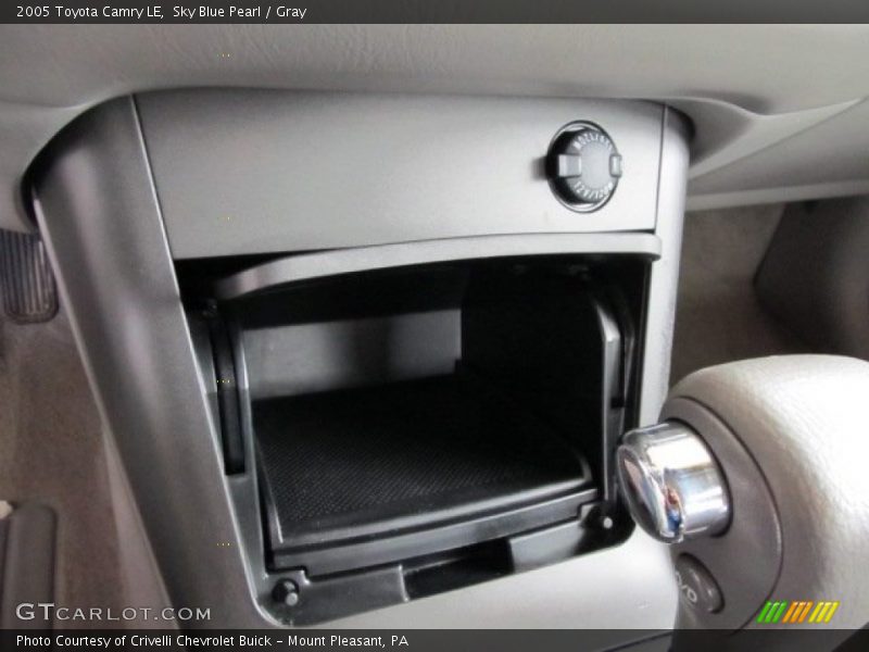 Sky Blue Pearl / Gray 2005 Toyota Camry LE