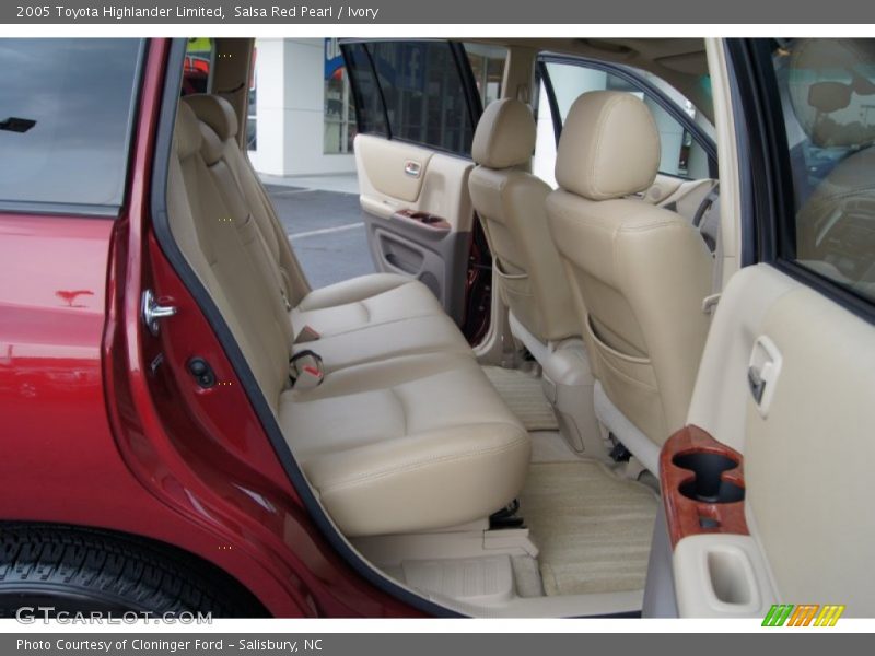 Salsa Red Pearl / Ivory 2005 Toyota Highlander Limited
