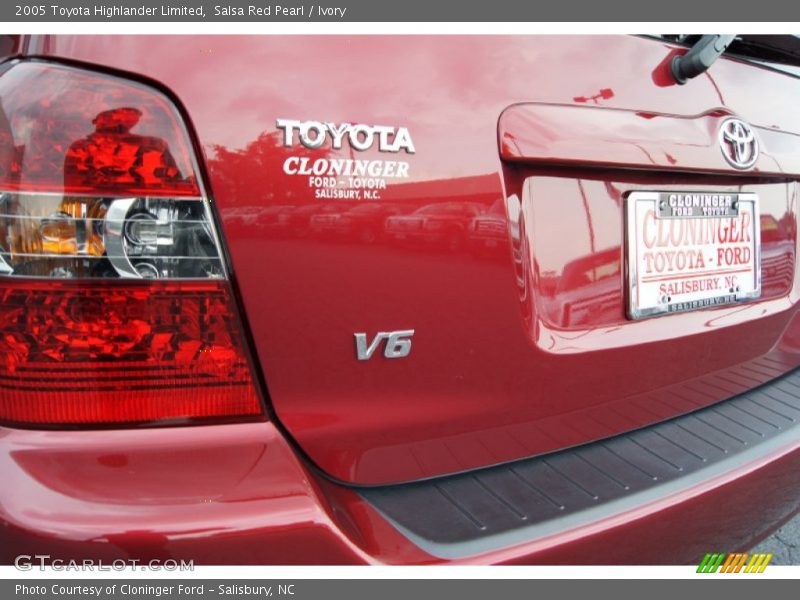 Salsa Red Pearl / Ivory 2005 Toyota Highlander Limited