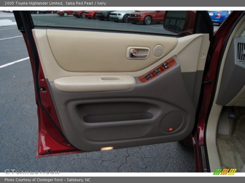 Salsa Red Pearl / Ivory 2005 Toyota Highlander Limited