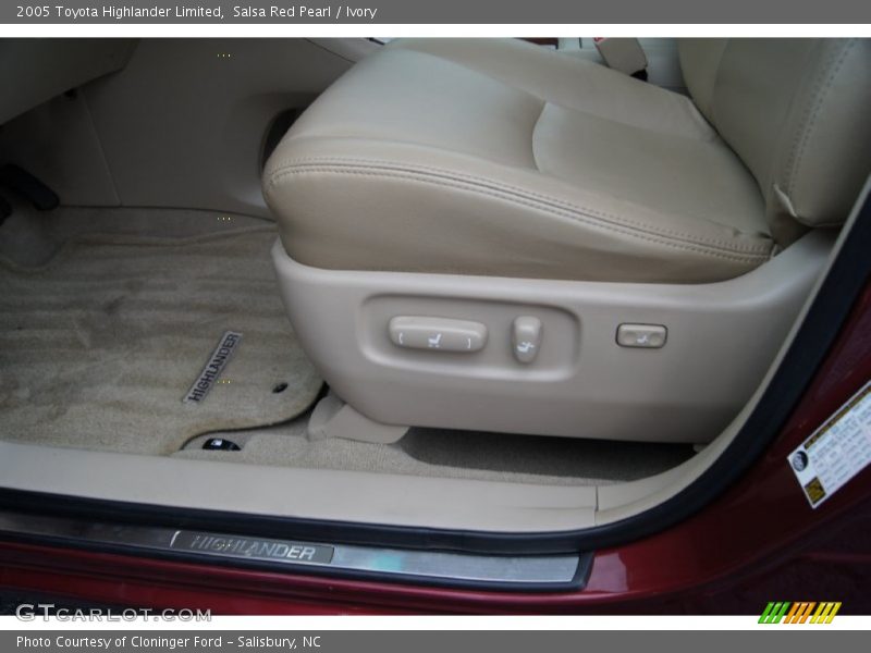 Salsa Red Pearl / Ivory 2005 Toyota Highlander Limited