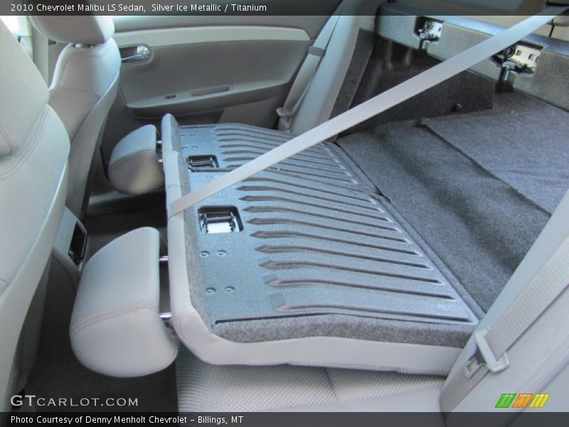 Silver Ice Metallic / Titanium 2010 Chevrolet Malibu LS Sedan