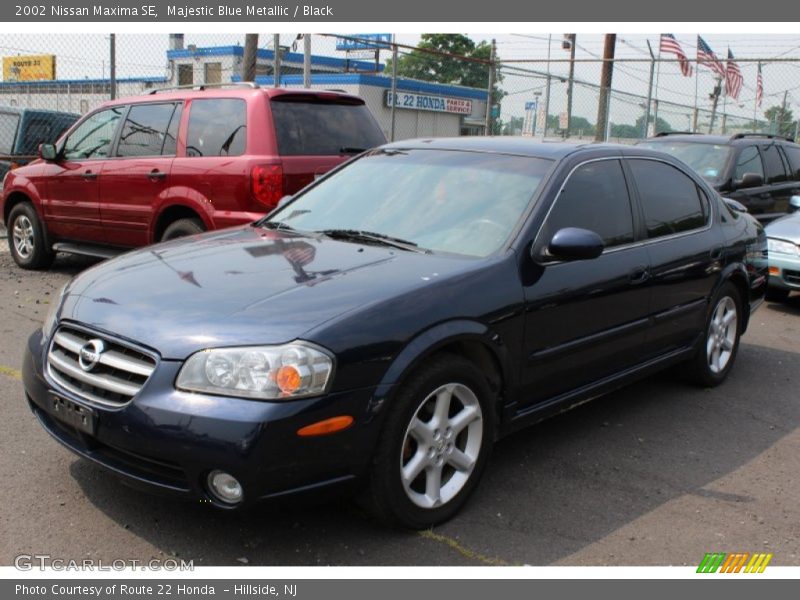 Majestic Blue Metallic / Black 2002 Nissan Maxima SE