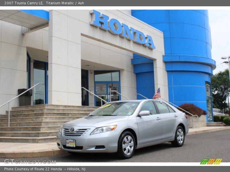 Titanium Metallic / Ash 2007 Toyota Camry LE
