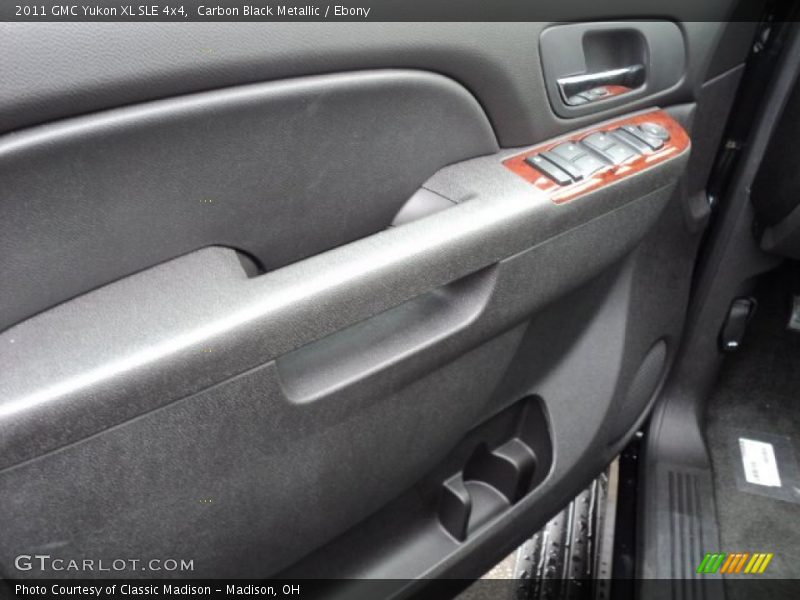 Carbon Black Metallic / Ebony 2011 GMC Yukon XL SLE 4x4