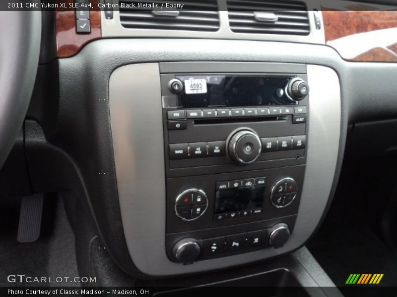 Carbon Black Metallic / Ebony 2011 GMC Yukon XL SLE 4x4