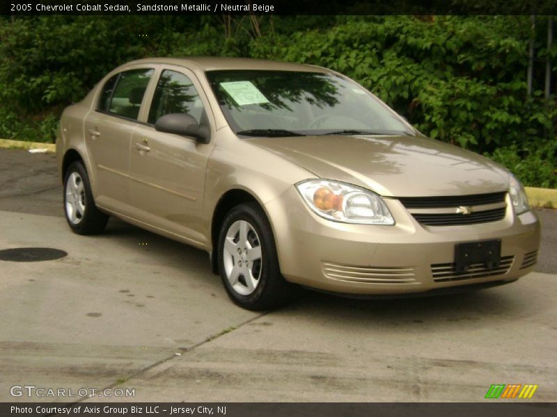 Sandstone Metallic / Neutral Beige 2005 Chevrolet Cobalt Sedan