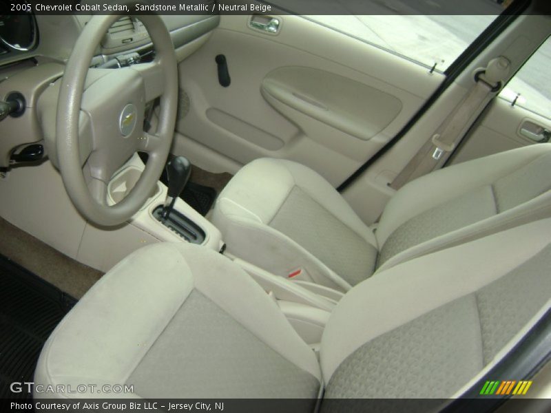 Sandstone Metallic / Neutral Beige 2005 Chevrolet Cobalt Sedan