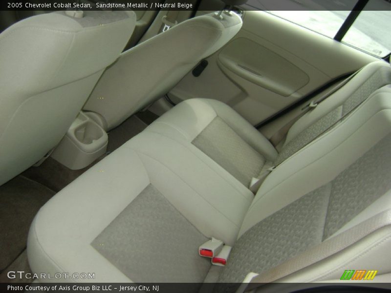 Sandstone Metallic / Neutral Beige 2005 Chevrolet Cobalt Sedan
