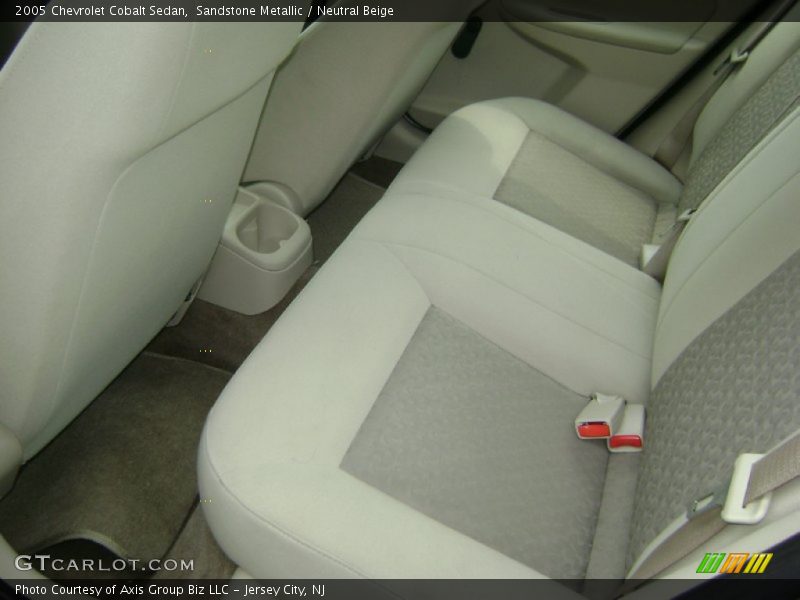 Sandstone Metallic / Neutral Beige 2005 Chevrolet Cobalt Sedan