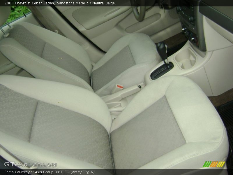 Sandstone Metallic / Neutral Beige 2005 Chevrolet Cobalt Sedan
