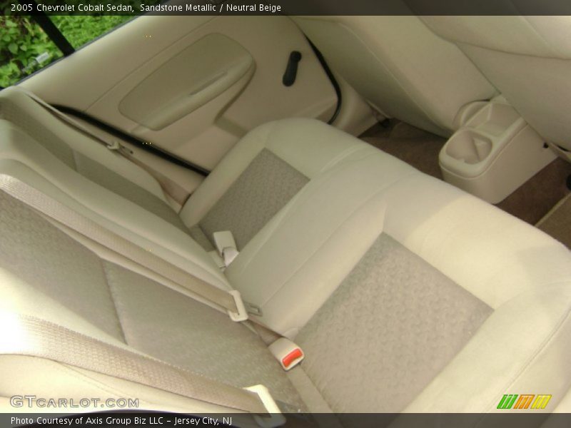 Sandstone Metallic / Neutral Beige 2005 Chevrolet Cobalt Sedan