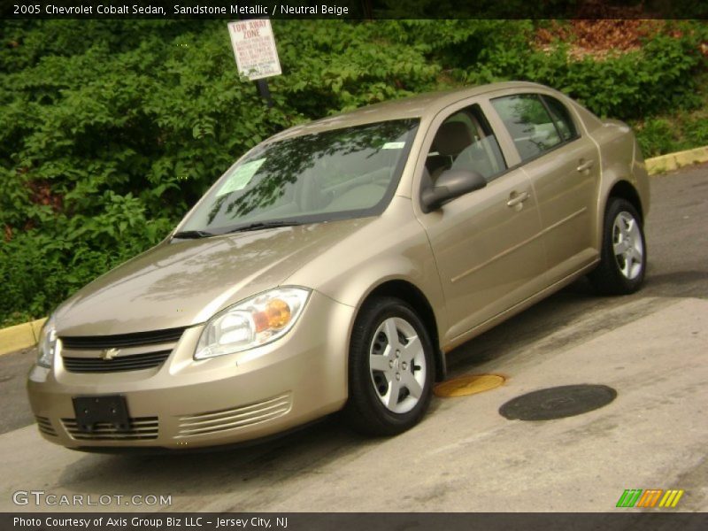 Sandstone Metallic / Neutral Beige 2005 Chevrolet Cobalt Sedan