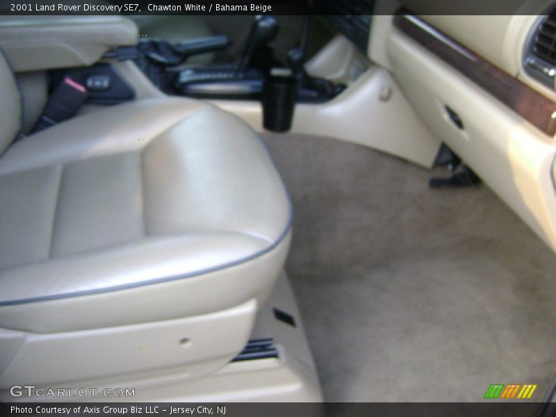 Chawton White / Bahama Beige 2001 Land Rover Discovery SE7