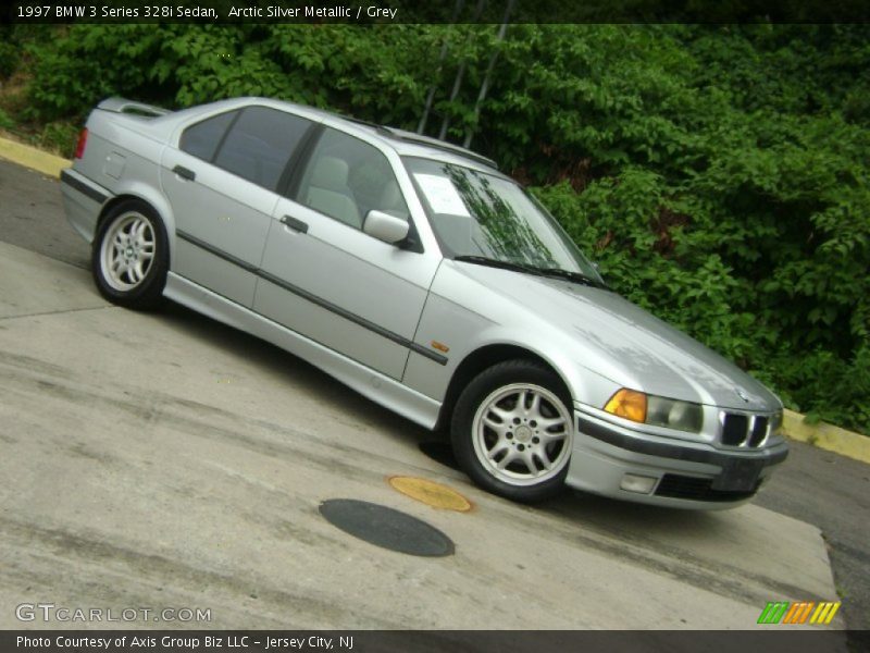 Arctic Silver Metallic / Grey 1997 BMW 3 Series 328i Sedan