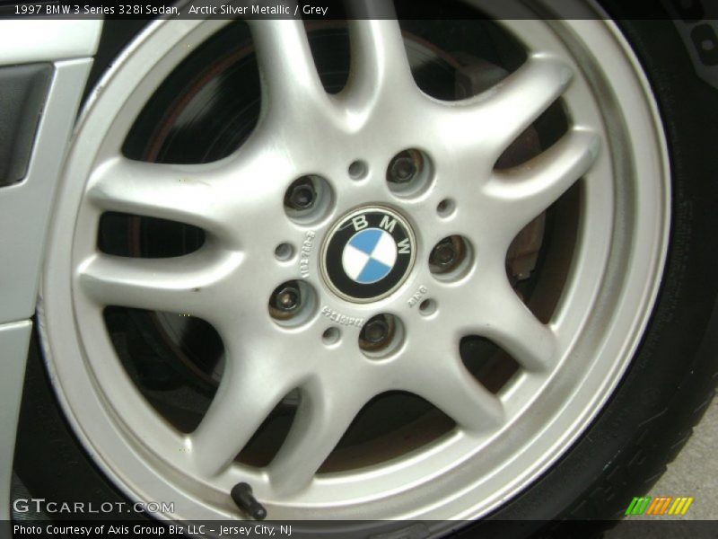  1997 3 Series 328i Sedan Wheel