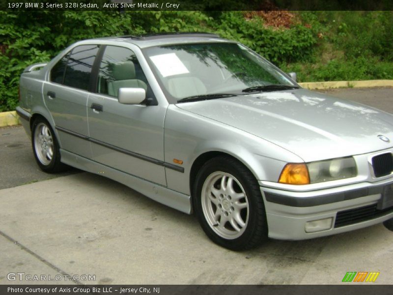 Arctic Silver Metallic / Grey 1997 BMW 3 Series 328i Sedan