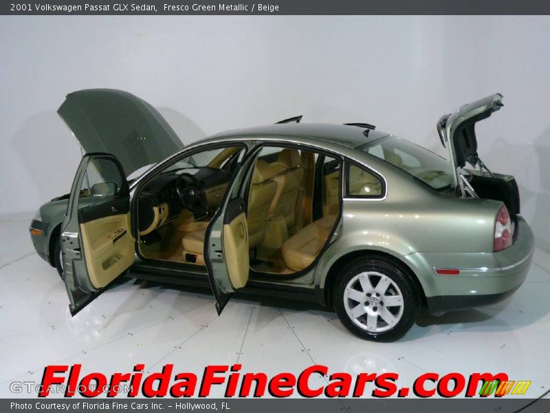 Fresco Green Metallic / Beige 2001 Volkswagen Passat GLX Sedan