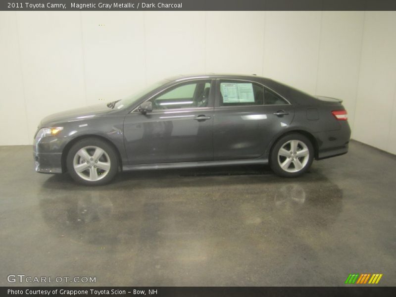 Magnetic Gray Metallic / Dark Charcoal 2011 Toyota Camry