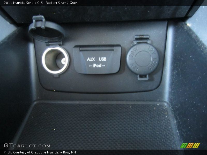 Radiant Silver / Gray 2011 Hyundai Sonata GLS