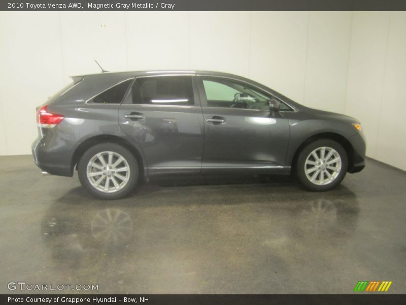 Magnetic Gray Metallic / Gray 2010 Toyota Venza AWD