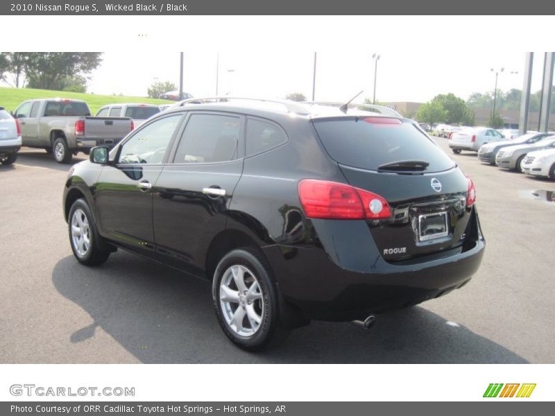 Wicked Black / Black 2010 Nissan Rogue S