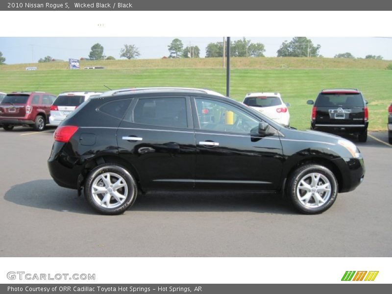 Wicked Black / Black 2010 Nissan Rogue S