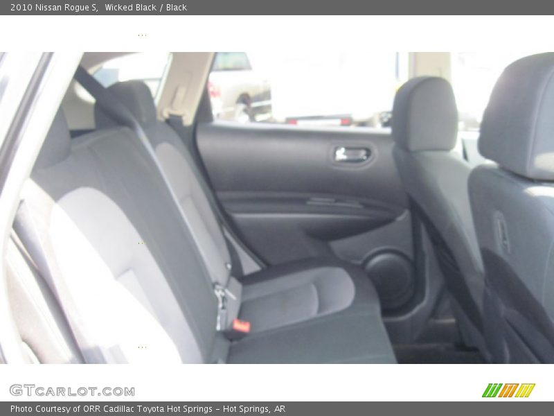 Wicked Black / Black 2010 Nissan Rogue S
