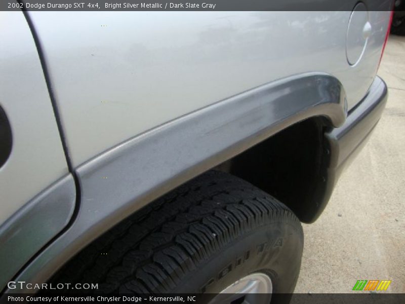 Bright Silver Metallic / Dark Slate Gray 2002 Dodge Durango SXT 4x4