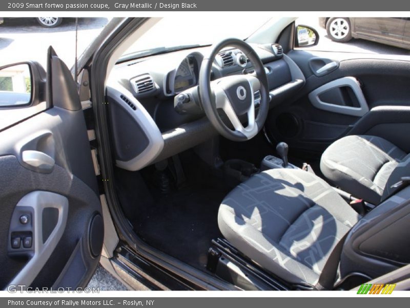 Gray Metallic / Design Black 2009 Smart fortwo passion coupe