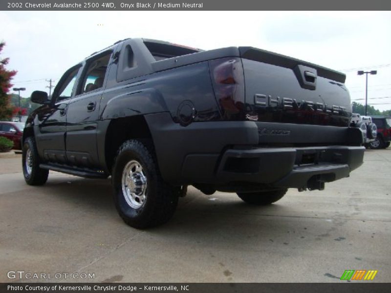 Onyx Black / Medium Neutral 2002 Chevrolet Avalanche 2500 4WD