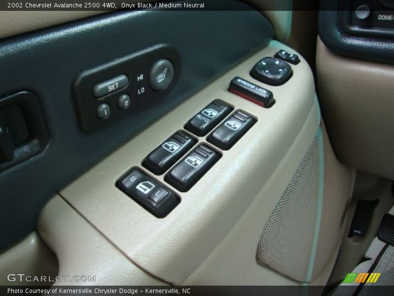 Onyx Black / Medium Neutral 2002 Chevrolet Avalanche 2500 4WD