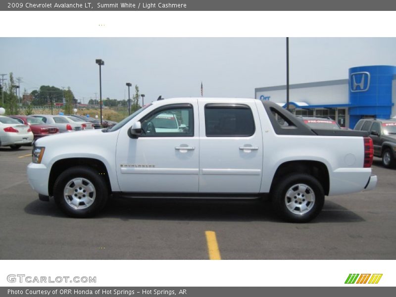 Summit White / Light Cashmere 2009 Chevrolet Avalanche LT