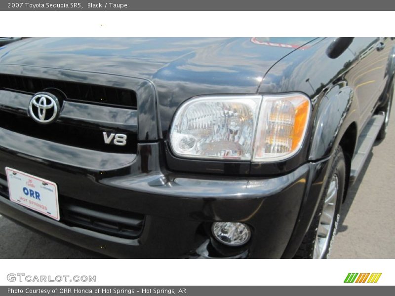 Black / Taupe 2007 Toyota Sequoia SR5