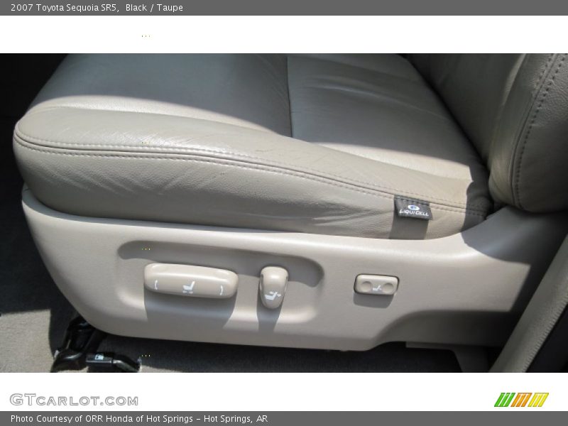 Black / Taupe 2007 Toyota Sequoia SR5