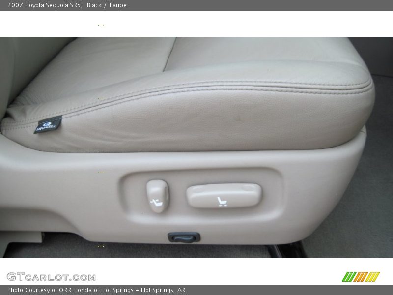 Black / Taupe 2007 Toyota Sequoia SR5