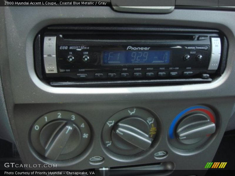 Controls of 2000 Accent L Coupe