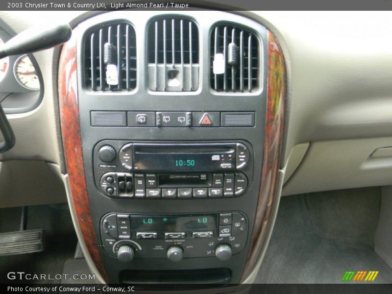 Controls of 2003 Town & Country LXi