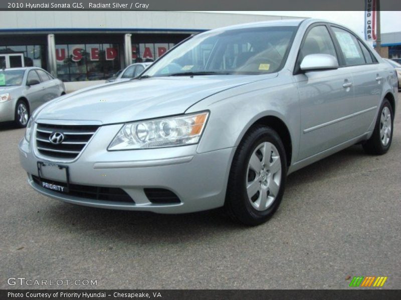 Radiant Silver / Gray 2010 Hyundai Sonata GLS